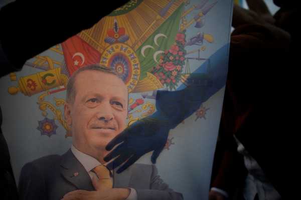 Τουρκικές εκλογές: «Aντίο Κεμάλ» λέει ο Ερντογάν – «Δεν θα μας δαμάσει» απαντά ο Κιλιτσντάρογλου