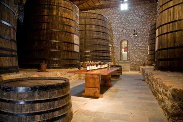 Μουσείο Σαμιακού οίνου: Ένα ταξίδι στις εποχές της παραδοσιακής οινοποίησης