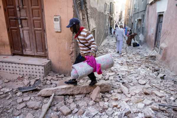 Μαρόκο: Πάνω από 600 οι νεκροί από τον σεισμό των 7 Ρίχτερ – Περισσότεροι από 300 οι τραυματίες – Συγκλονιστικά βίντεο