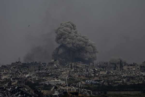 Μεσανατολικό: Ισραηλινοί βομβαρδισμοί στη Ράφα εγείρουν φόβους για χερσαία στρατιωτική επιχείρηση