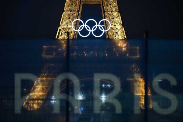 Αντίστροφη μέτρηση στο Παρίσι: Η μεταμόρφωση της πόλης του φωτός για τους Oλυμπιακούς Αγώνες