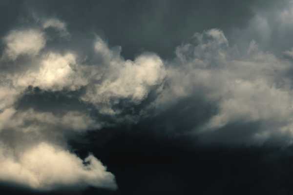 Ο καιρός με την Ν. Ζιακοπούλου: Επικίνδυνες καταιγίδες έως το πρωί του Σαββάτου