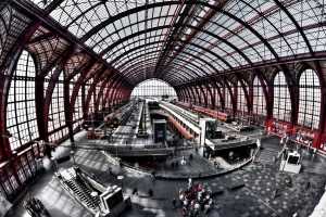 Πού βρίσκονται οι πιο όμορφοι ευρωπαϊκοί σιδηροδρομικοί σταθμοί