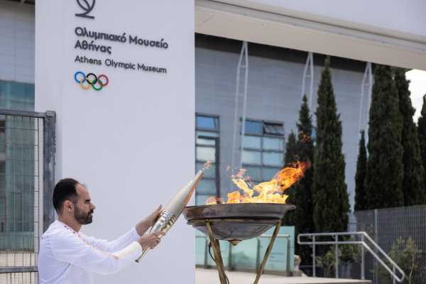Το Ολυμπιακό Μουσείο Αθήνας έγινε μέρος του ταξιδιού της Ολυμπιακής Φλόγας