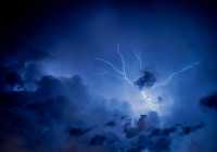 Ο καιρός με την Ν. Ζιακοπούλου: Ισχυρές καταιγίδες στα δυτικά και το ανατολικό Αιγαίο – Σε πτώση η θερμοκρασία την Πέμπτη (video)