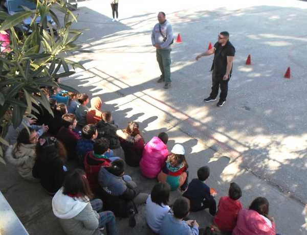 Λέσβος: Παρουσίαση δραστηριοτήτων του Λιμενικού Σώματος στο Δημοτικό Σχολείο Θερμής