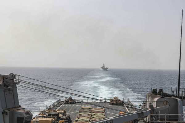 Οι Χούθι λένε ότι εξαπέλυσαν έξι επιθέσεις εναντίον πλοίων και «ισραηλινών στόχων»