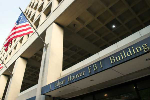 ΗΠΑ: Δικαστής διέταξε την αποφυλάκιση ενός άνδρα καταδικασμένου για τρομοκρατία, κρίνοντας ότι τον παγίδευσε το FBI
