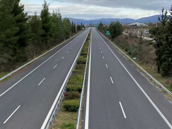 Πελοπόννησος: Άρση αποφάσεων για υποχρεωτικό εφοδιασμό αυτοκινήτων με αλυσίδες στο οδικό δίκτυο